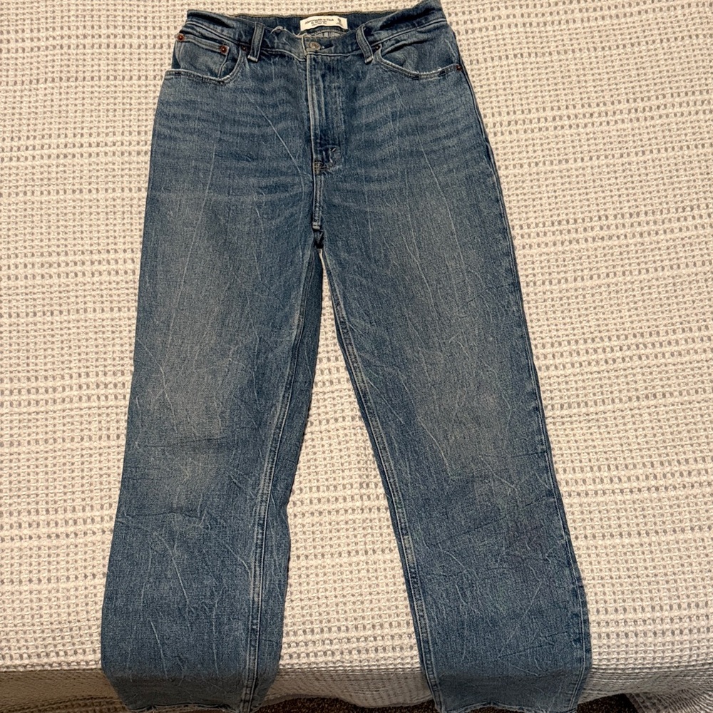 Abercrombie & Fitch the 90s Straight Ultra High Rise